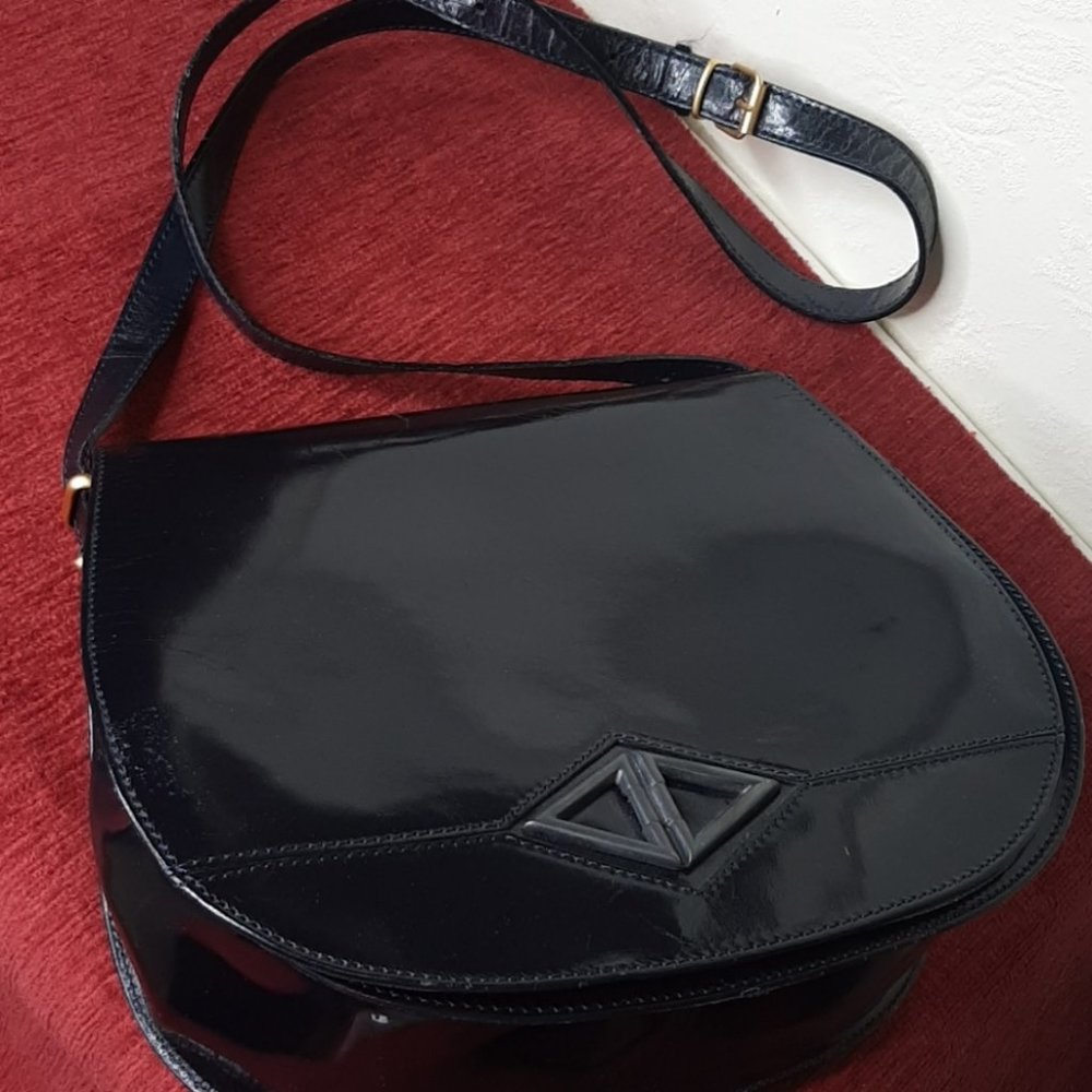 Vintage Christian leather handbag italy‎